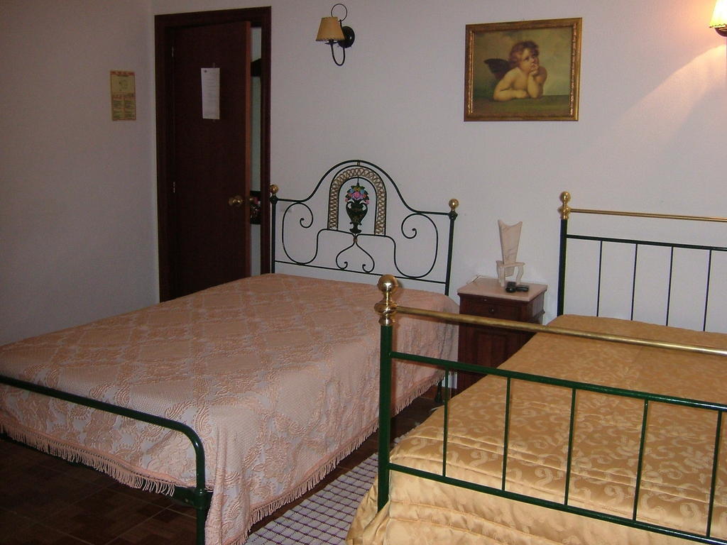 "O Viajante" Low Cost Hotel Estremoz Camera foto